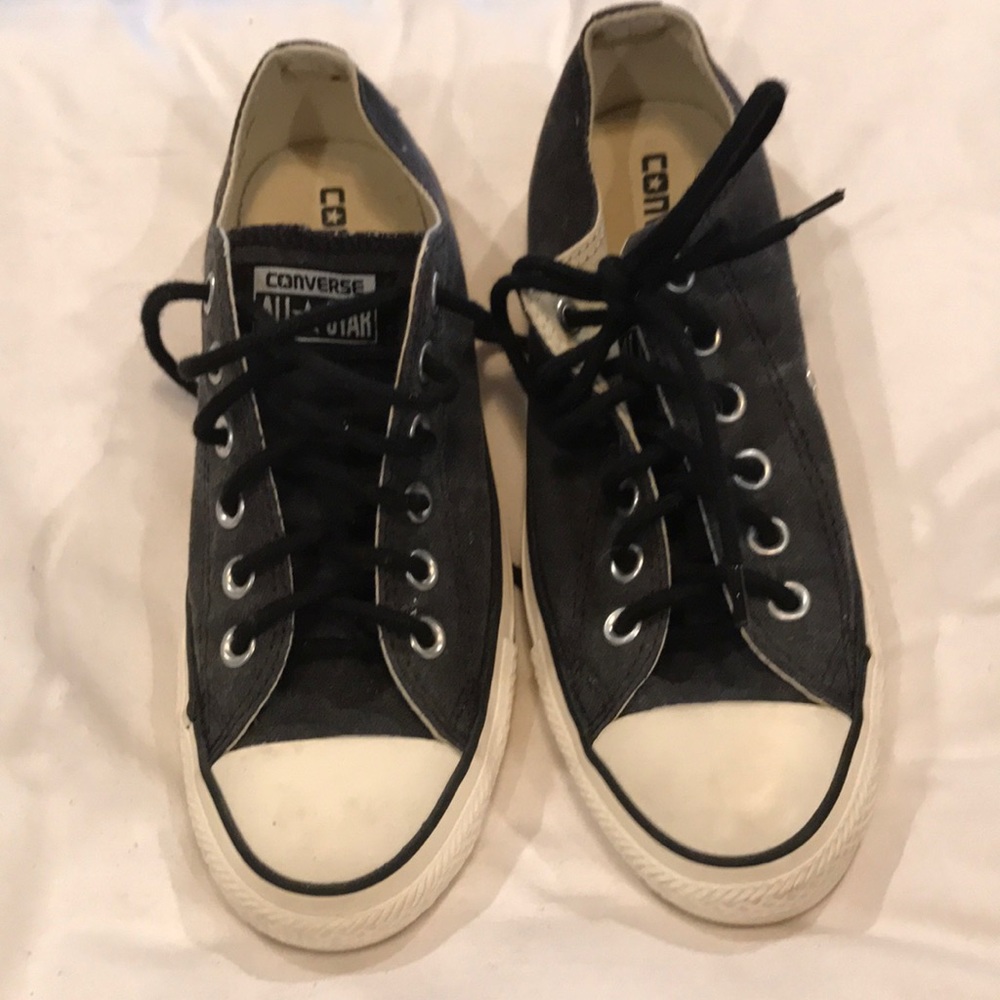 Vintage Black converse 7